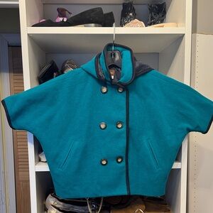 Pre owned Tea Collection Teal Double-Breasted Kids Cape size small girls